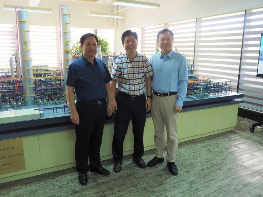 聚文化之力 铸工业之魂——工信部工业文化发展中心辅导莅临我司调研互换 聚文化之力 铸工业之魂——工信部工业文化发展中心辅导莅临我司调研互换
